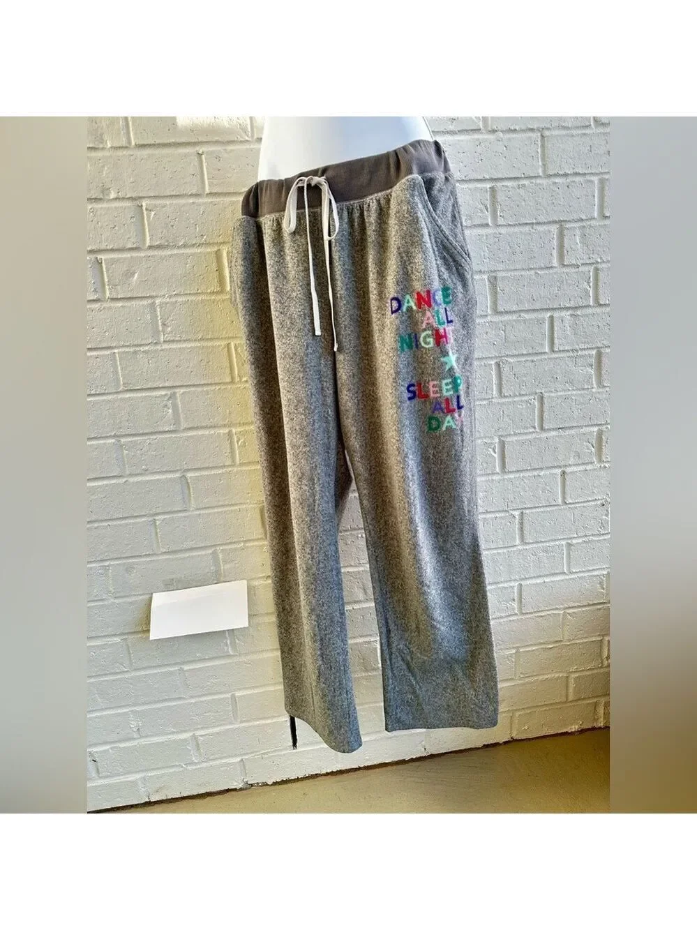 Xhilaration stylish gray